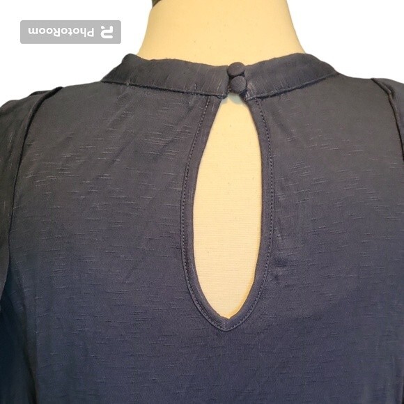 Torrid Blue Cold Shoulder Top W Lace Neck - 1X - Picture 8 of 11